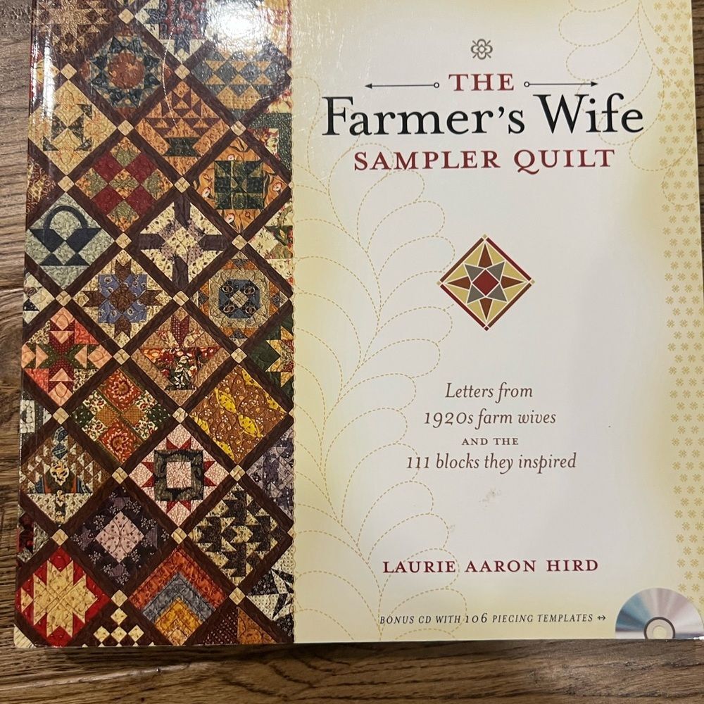 The Farmers Wife Sampler Quilt Book with CD Laurie Aaron Hird